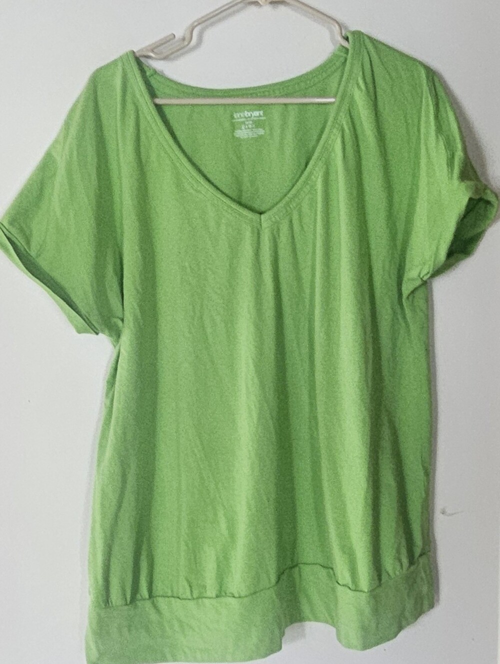 18-20 Lane Bryant Lime Green V-Neck Short Sleeve Tee